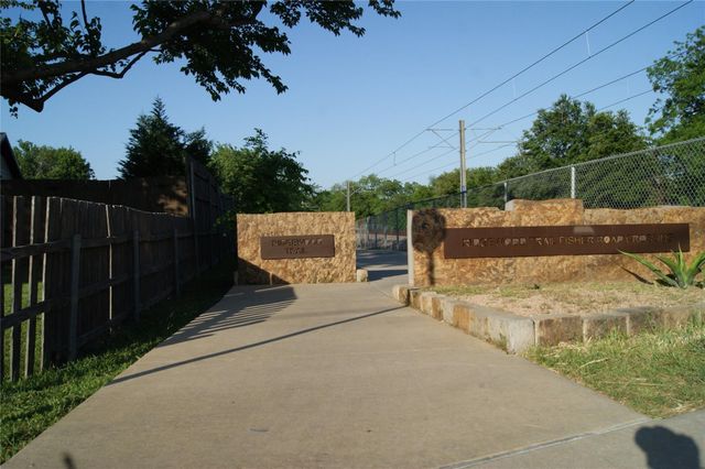 7204 Bucknell Drive, Dallas, TX 75214