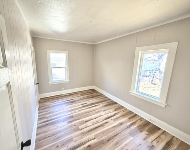 3116 Humboldt Avenue N, Minneapolis, MN 55411