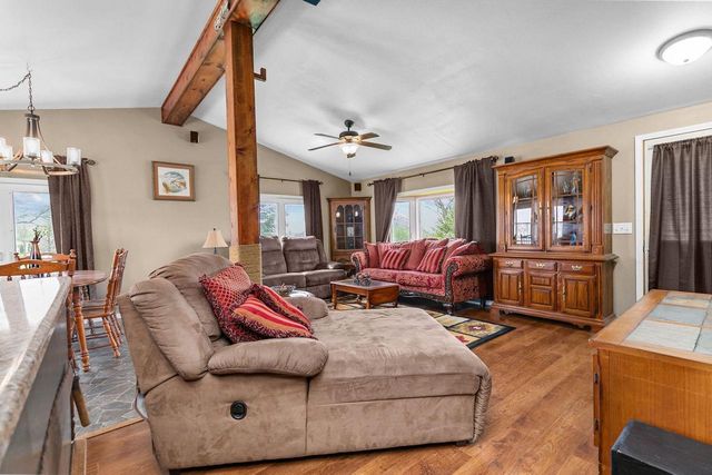 3290 QUARRY DRIVE, Omro, WI 54963