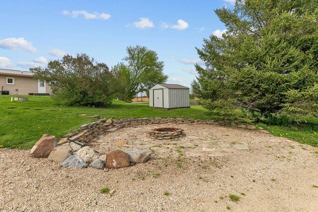 3290 QUARRY DRIVE, Omro, WI 54963