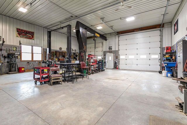 3290 QUARRY DRIVE, Omro, WI 54963