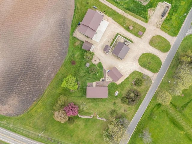 3290 QUARRY DRIVE, Omro, WI 54963