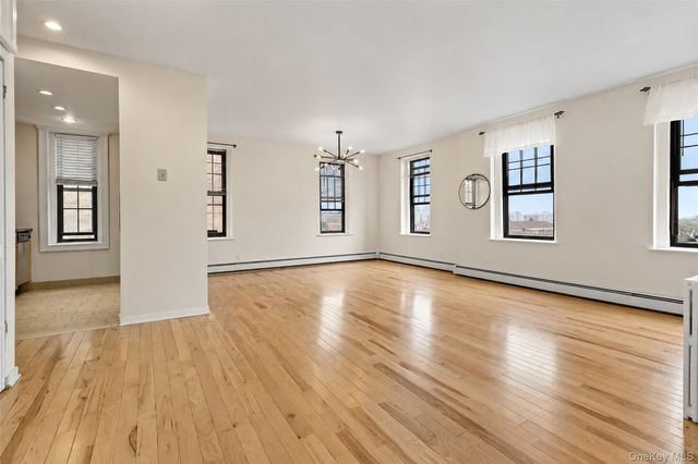 310 Riverside Boulevard 5F, Long Beach, NY 11561