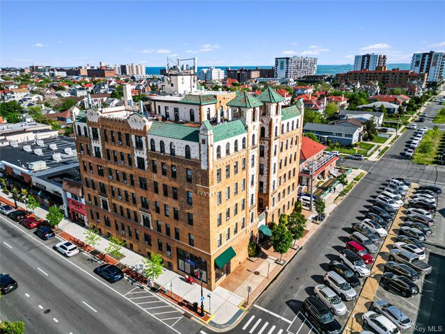 310 Riverside Boulevard 5F, Long Beach, NY 11561