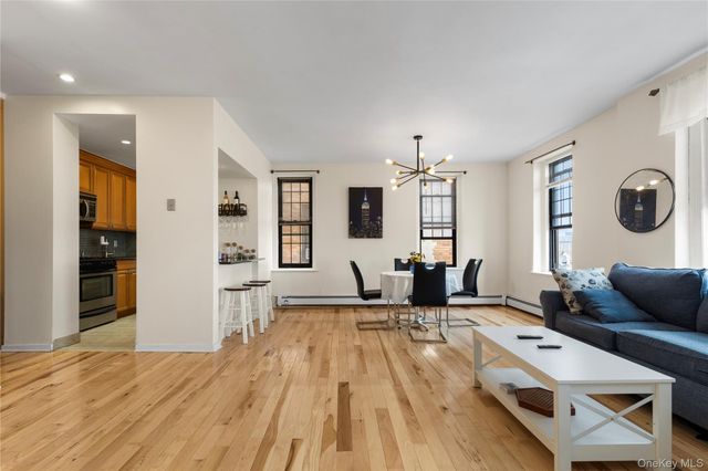 310 Riverside Boulevard 5F, Long Beach, NY 11561