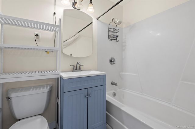 310 Riverside Boulevard 5F, Long Beach, NY 11561