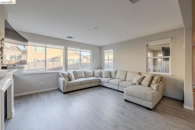 624 Brinwood Way, Oakley, CA 94561