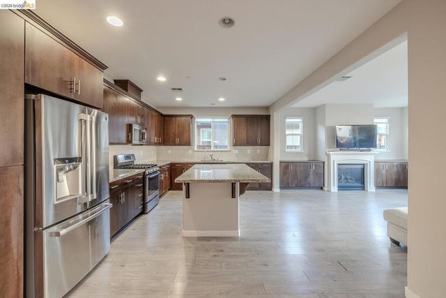 624 Brinwood Way, Oakley, CA 94561