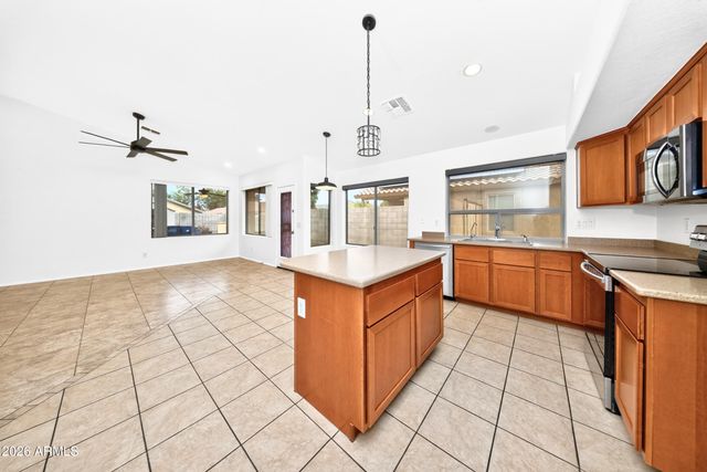 5016 S ROVEY Parkway, Buckeye, AZ 85326