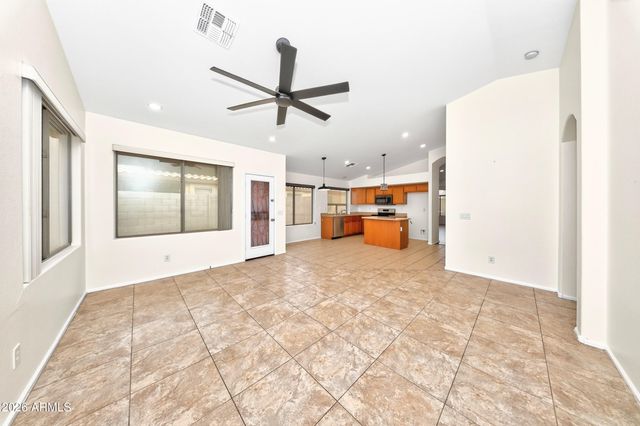 5016 S ROVEY Parkway, Buckeye, AZ 85326