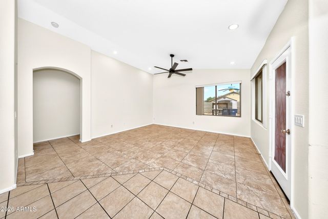 5016 S ROVEY Parkway, Buckeye, AZ 85326