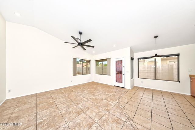 5016 S ROVEY Parkway, Buckeye, AZ 85326