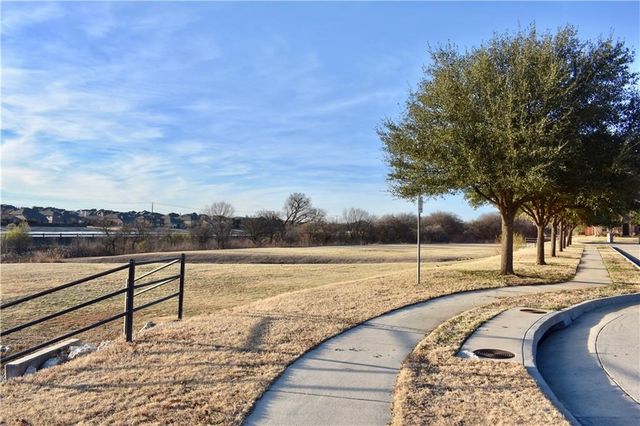 1000 Salt Creek Trail, Fort Worth, TX 76131
