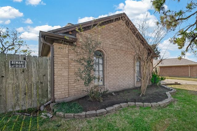 14703 Stanbridge Drive, Houston, TX 77083