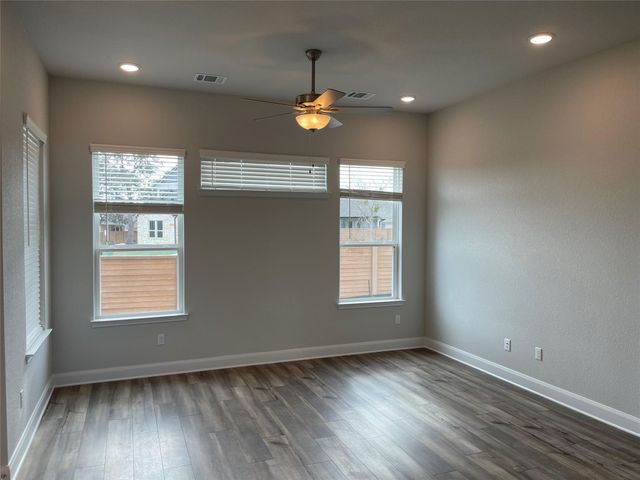 122 Revere DR, Kyle, TX 78640