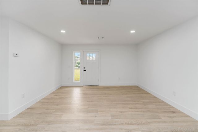 9226 Grady Street, Houston, TX 77016