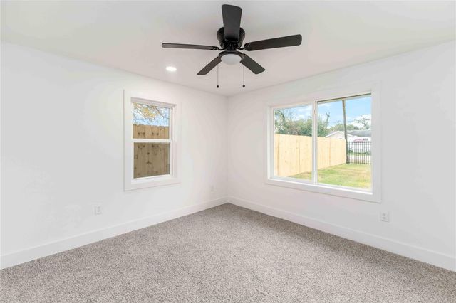 9226 Grady Street, Houston, TX 77016