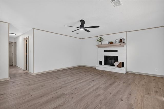 1304 Kingswood Street, Alma, AR 72921