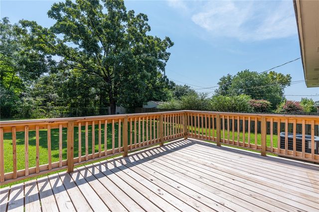 1304 Kingswood Street, Alma, AR 72921