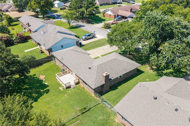 1304 Kingswood Street, Alma, AR 72921