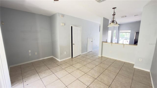 8519 TRAIL WIND DRIVE, Tampa, FL 33647