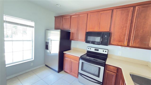 8519 TRAIL WIND DRIVE, Tampa, FL 33647