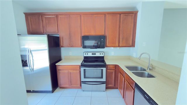 8519 TRAIL WIND DRIVE, Tampa, FL 33647