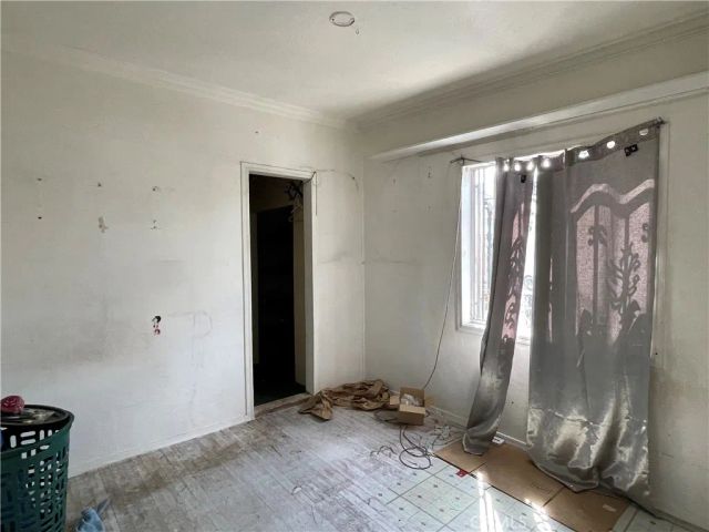 7500 Crockett, Los Angeles, CA 90001