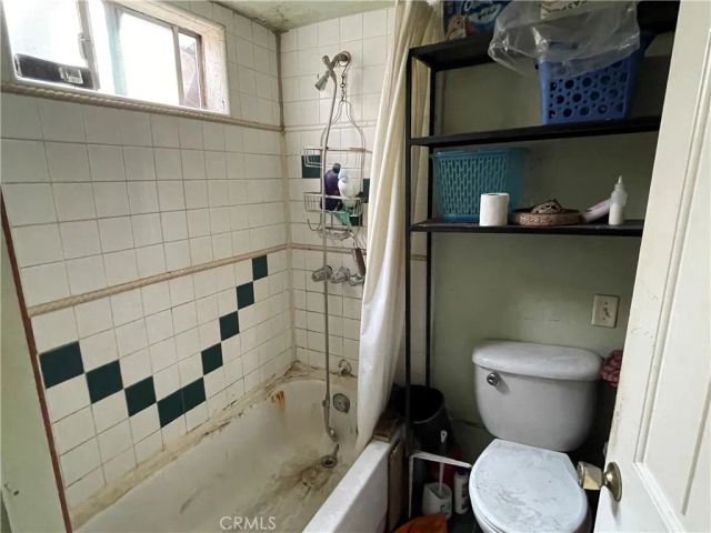 7500 Crockett, Los Angeles, CA 90001