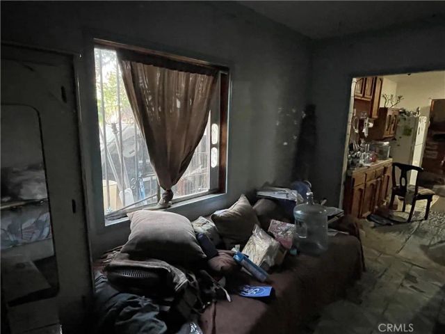7500 Crockett, Los Angeles, CA 90001
