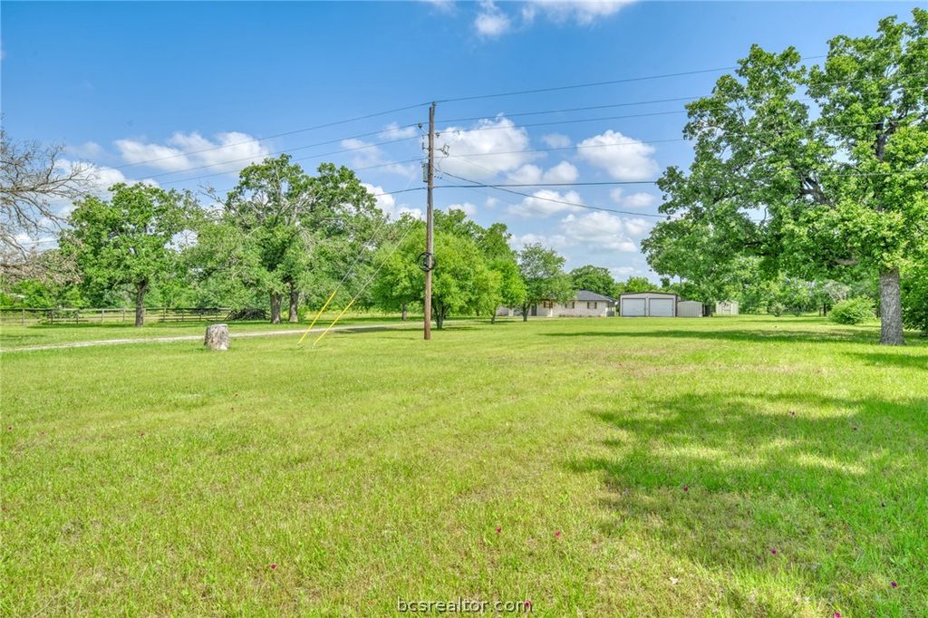 5085 Highway 75 S, Madisonville, TX 77864 — photo 2