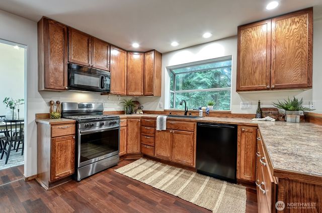 30 Morning Glory Drive, Bellingham, WA 98229