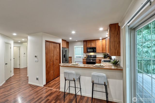30 Morning Glory Drive, Bellingham, WA 98229