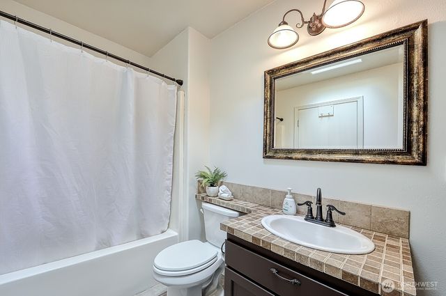 30 Morning Glory Drive, Bellingham, WA 98229
