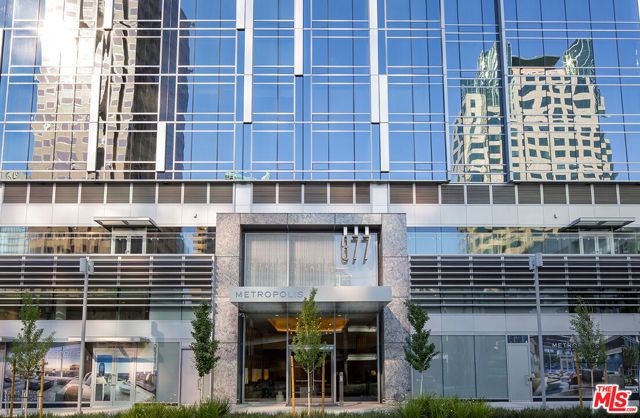 877 Francisco Street 2211, Los Angeles, CA 90017