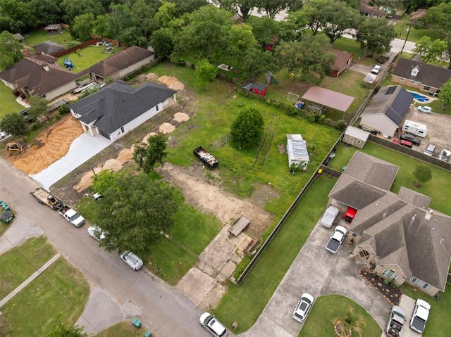 410 Spring Drive, Pasadena, TX 77504