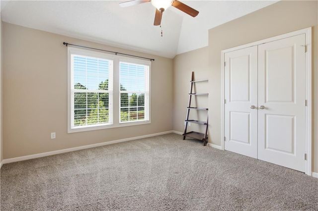 5537 Aminda Street, Shawnee, KS 66226