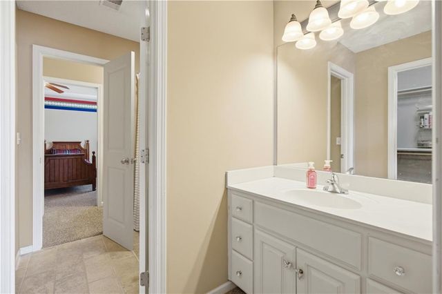 5537 Aminda Street, Shawnee, KS 66226