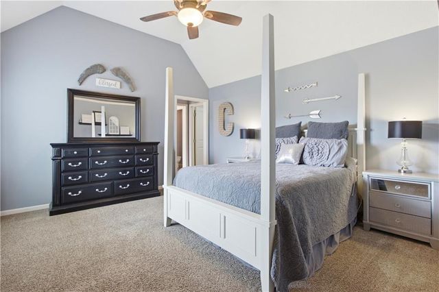 5537 Aminda Street, Shawnee, KS 66226