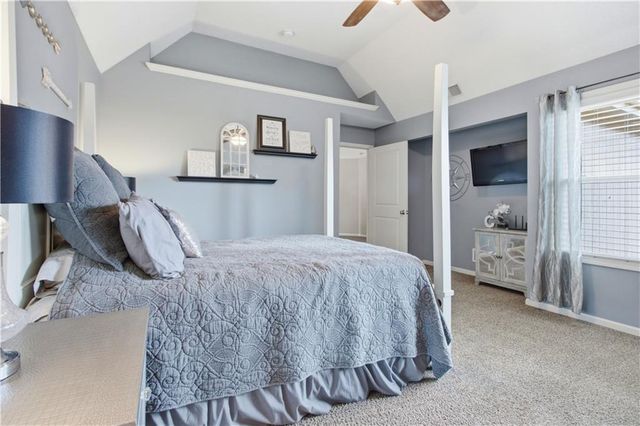 5537 Aminda Street, Shawnee, KS 66226