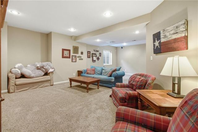 5537 Aminda Street, Shawnee, KS 66226