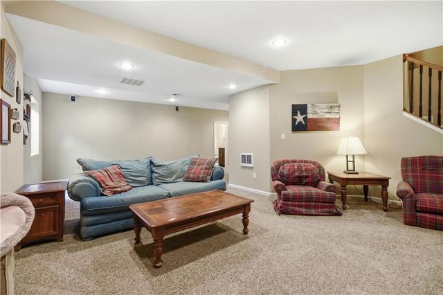 5537 Aminda Street, Shawnee, KS 66226