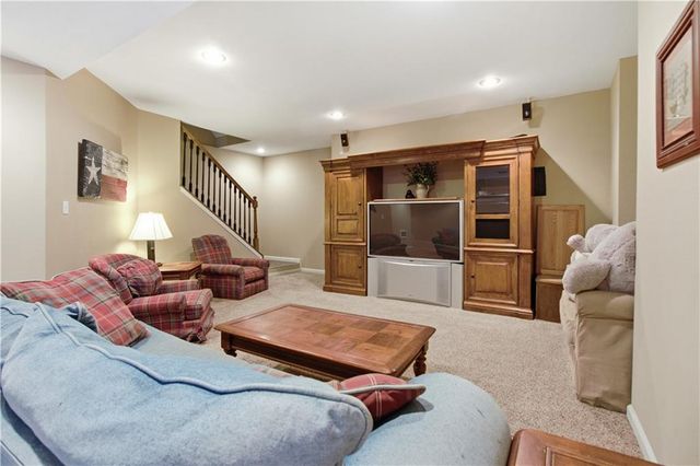 5537 Aminda Street, Shawnee, KS 66226