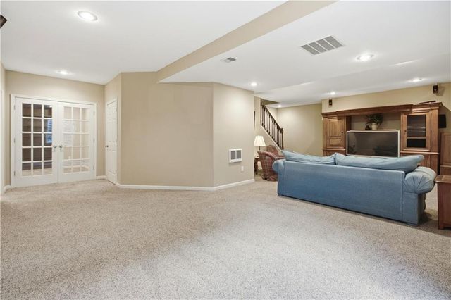 5537 Aminda Street, Shawnee, KS 66226