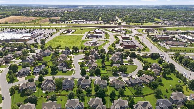 5537 Aminda Street, Shawnee, KS 66226