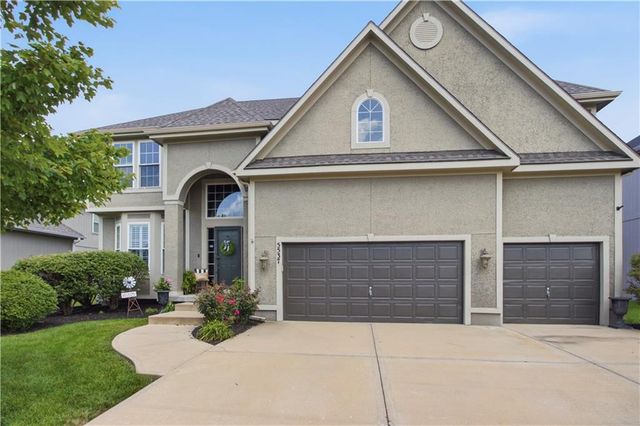 5537 Aminda Street, Shawnee, KS 66226