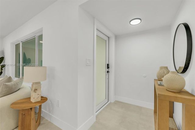 8970 SW 53rd St, Cooper City, FL 33328