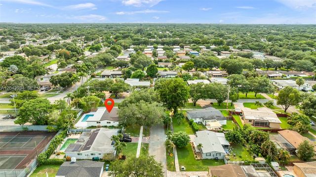 8970 SW 53rd St, Cooper City, FL 33328