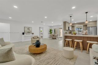 8970 SW 53rd St, Cooper City, FL 33328