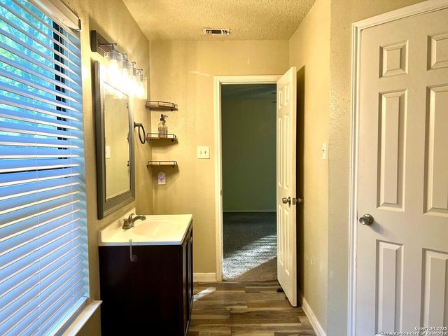 207 Canoga Park, San Antonio, TX 78245